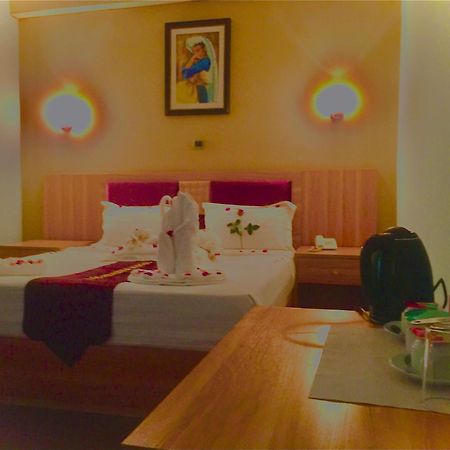 Jacaranda Hotel, Μπαχρ-Νταρ Εξωτερικό φωτογραφία