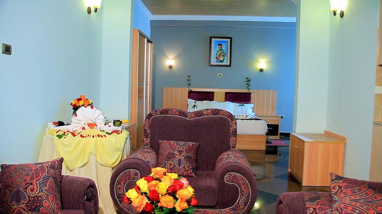 Jacaranda Hotel, Μπαχρ-Νταρ Εξωτερικό φωτογραφία