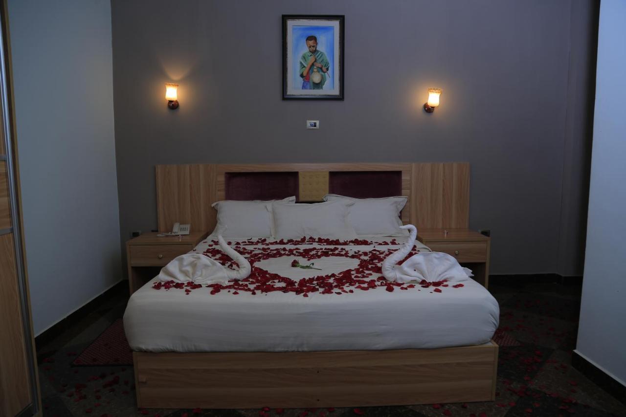 Jacaranda Hotel, Μπαχρ-Νταρ Εξωτερικό φωτογραφία