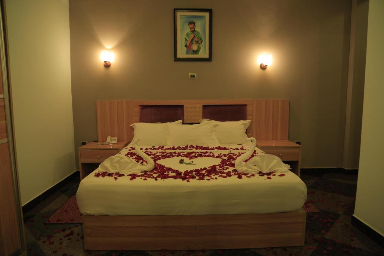 Jacaranda Hotel, Μπαχρ-Νταρ Εξωτερικό φωτογραφία