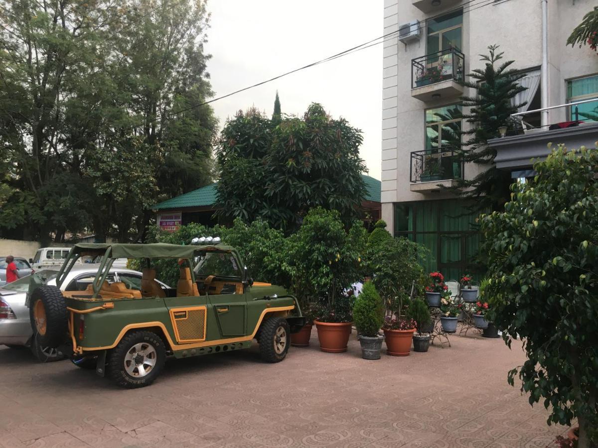 Jacaranda Hotel, Μπαχρ-Νταρ Εξωτερικό φωτογραφία